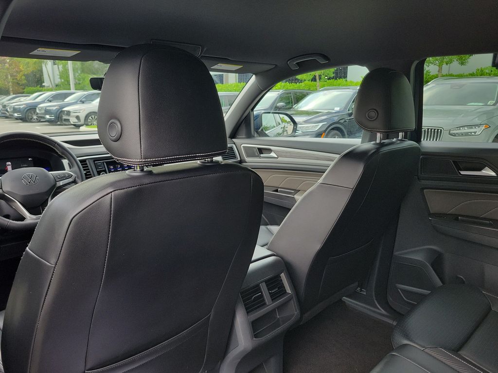 2022 Volkswagen Atlas Cross Sport SE - Photo 10