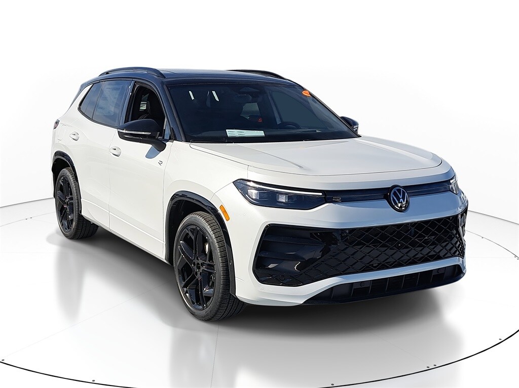 New 2026 Volkswagen Tiguan 2.0T SE SUV