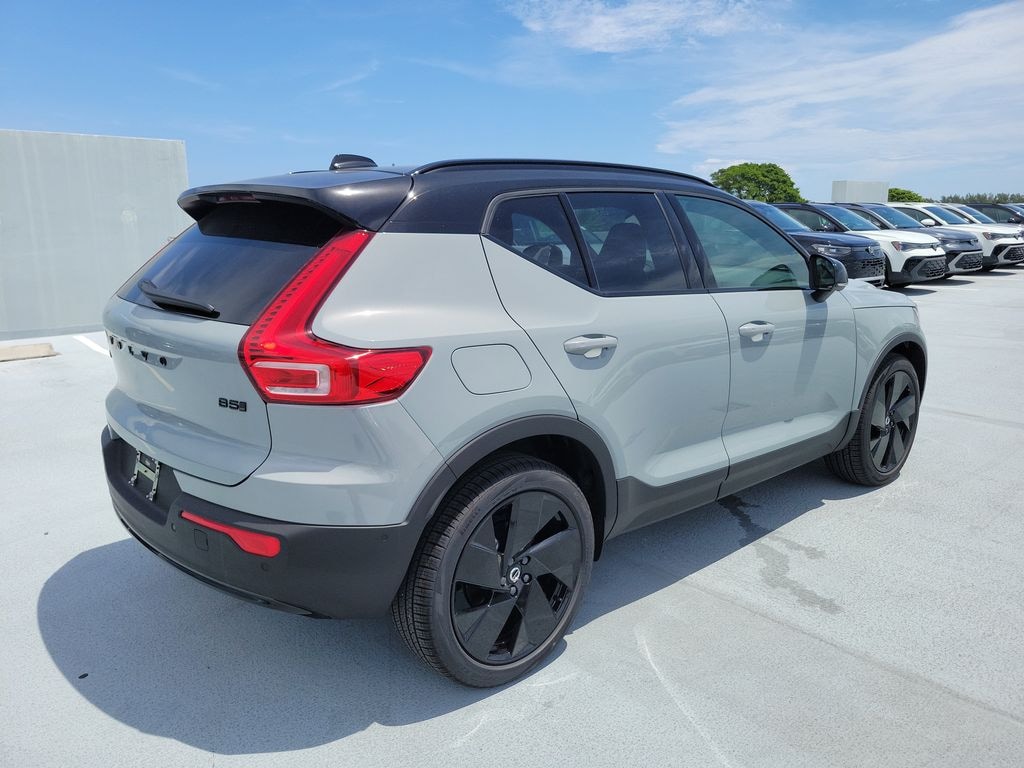 New 2026 Volvo XC40 B5 Ultra Black Edition SUV