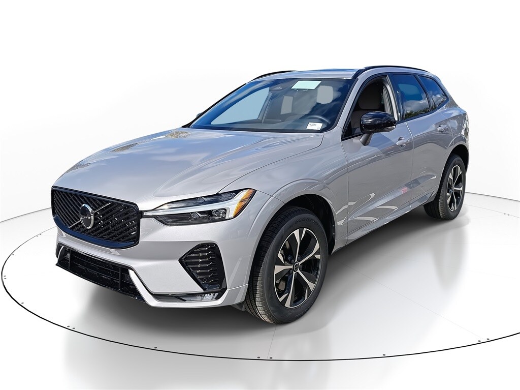 New 2026 Volvo XC60 B5 Core SUV