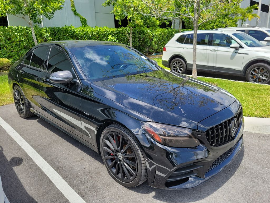 2019 Mercedes-Benz C-Class C300's photo