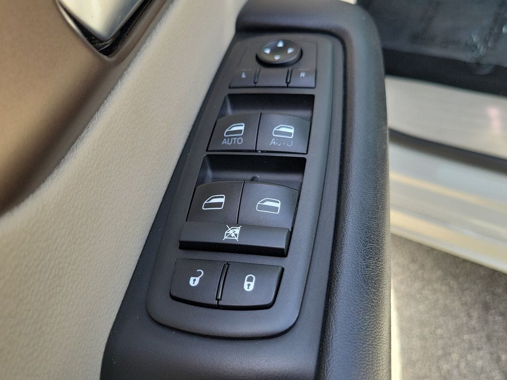 2019 Chrysler Pacifica Touring Plus - Photo 17