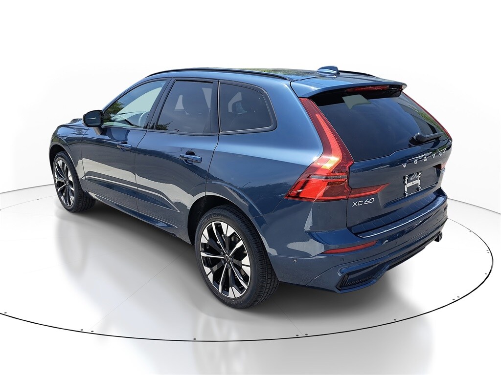 New 2026 Volvo XC60 B5 Plus SUV