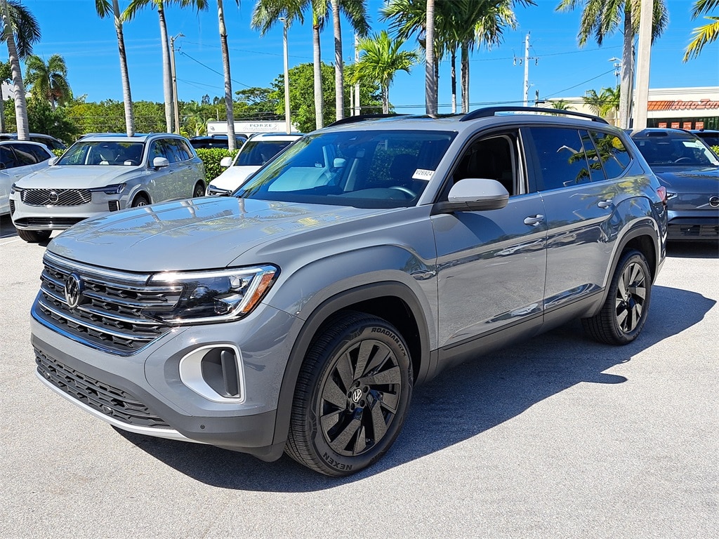 New 2025 Volkswagen Atlas 2.0T SE w/Technology SUV