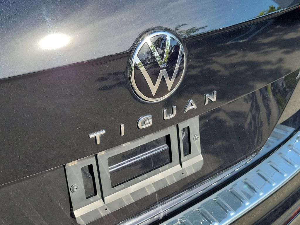 2023 Volkswagen Tiguan SE R-LINE BLACK - Photo 6