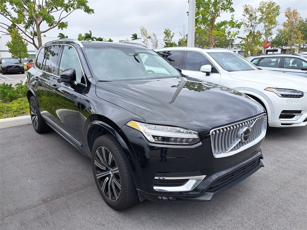 2024 Volvo XC90 Plus's photo