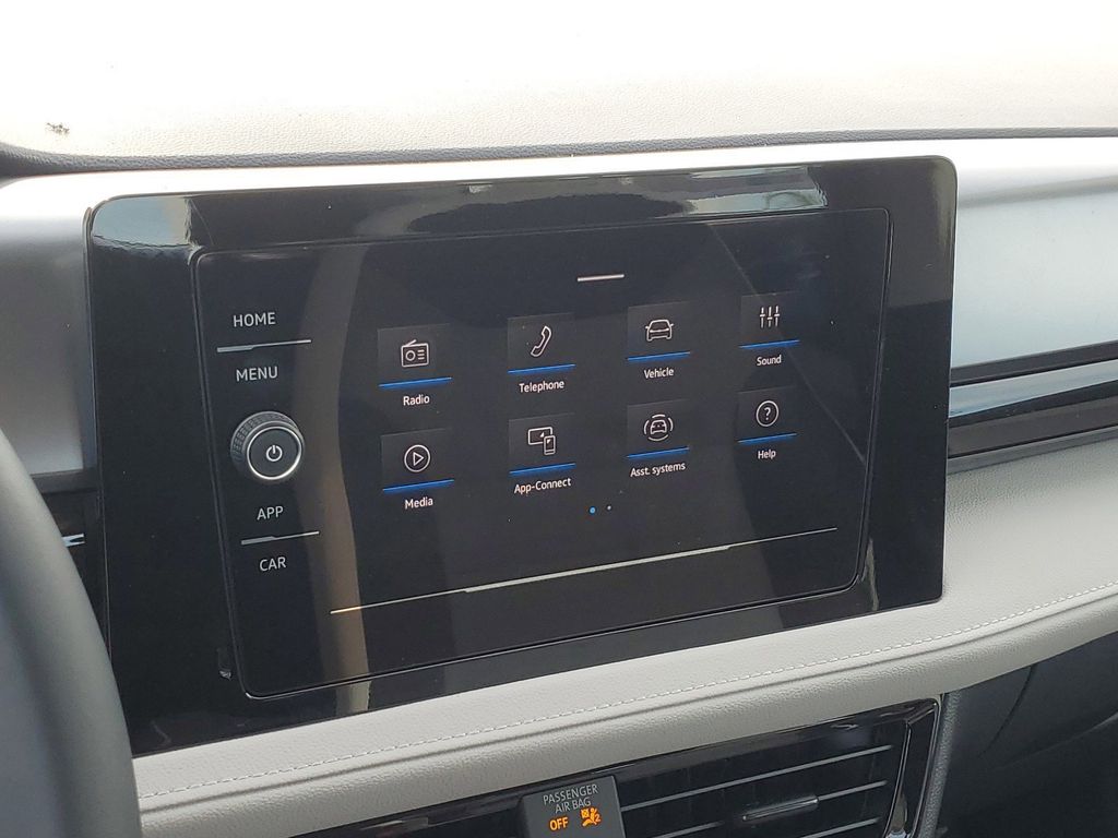 2025 Volkswagen Taos S - Photo 31