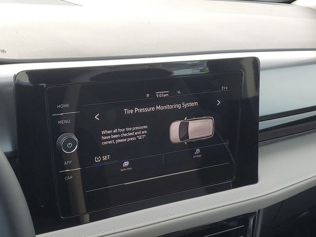 2025 Volkswagen Taos S - Photo 32
