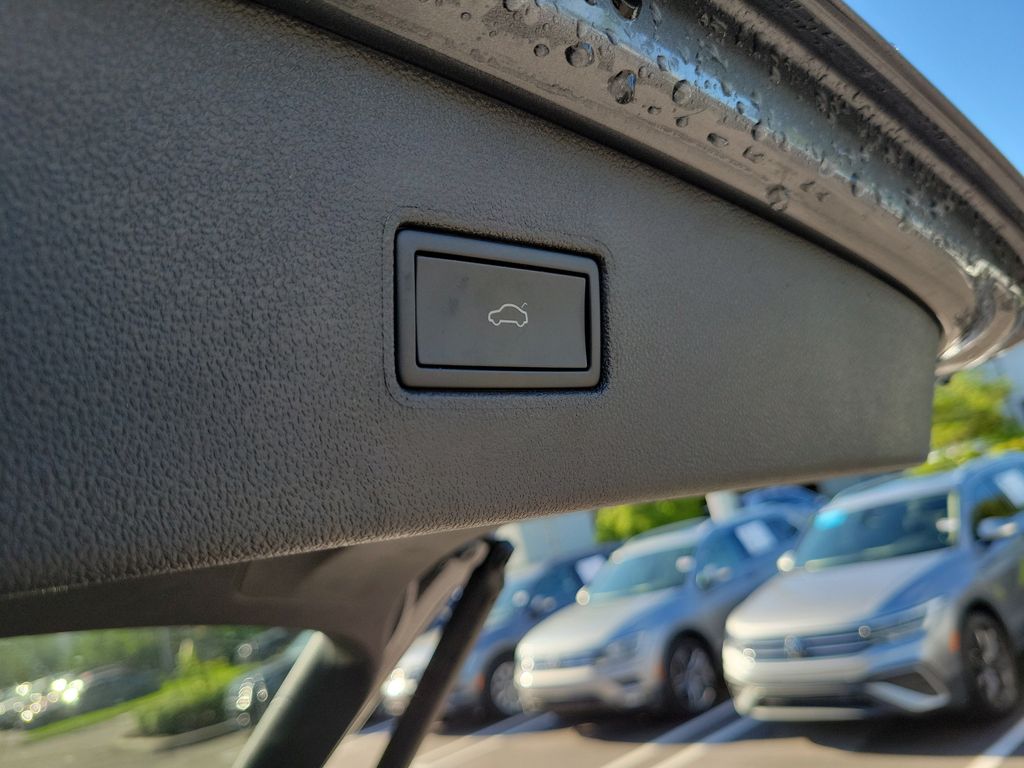 2024 Volkswagen Tiguan SE - Photo 8