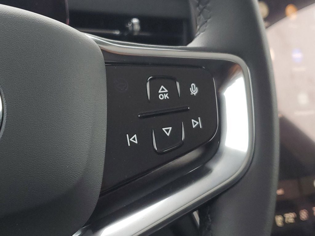 2025 Volvo EX90 Ultra - Photo 30