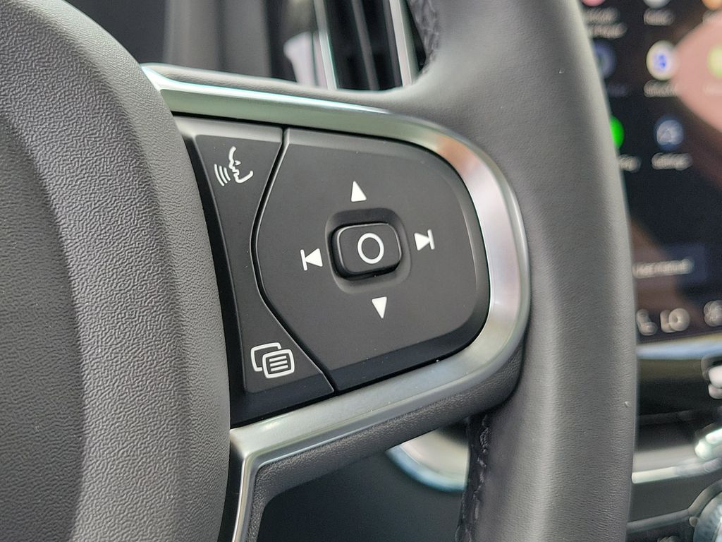 2024 Volvo XC60 Core - Photo 25