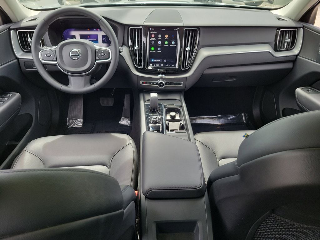 2024 Volvo XC60 Core - Photo 15
