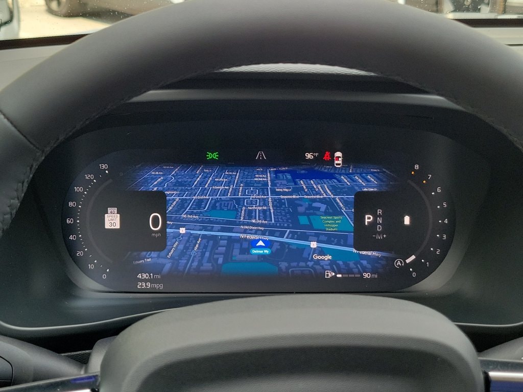 2024 Volvo XC40 Plus - Photo 26