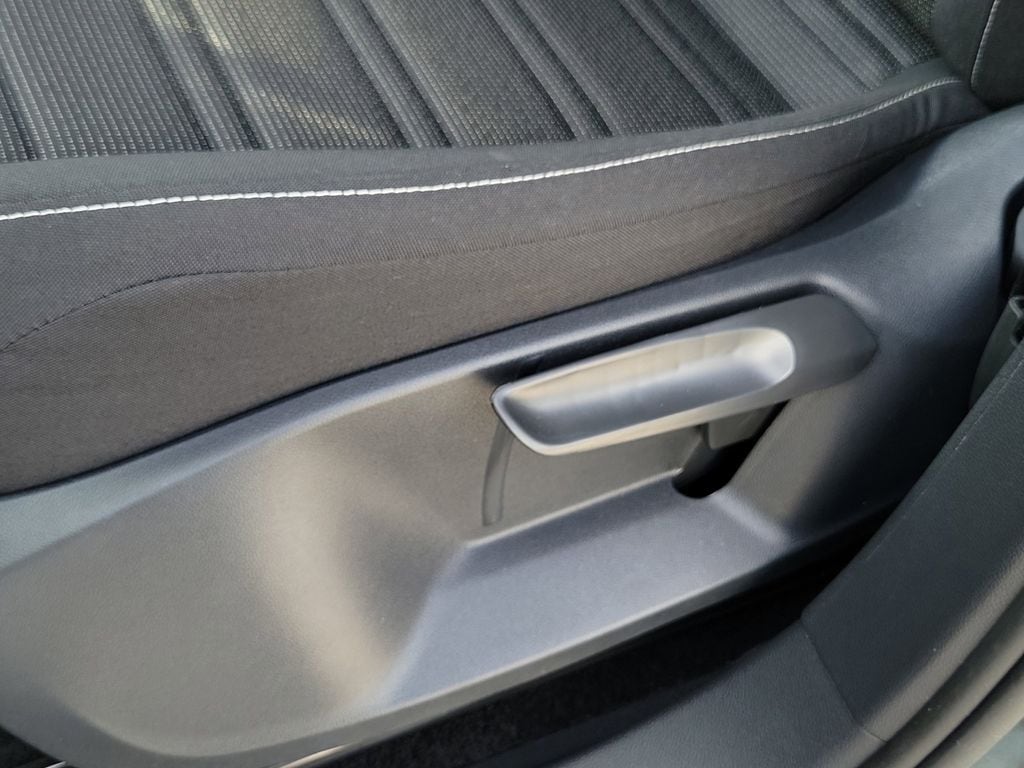 2023 Volkswagen Tiguan S - Photo 21