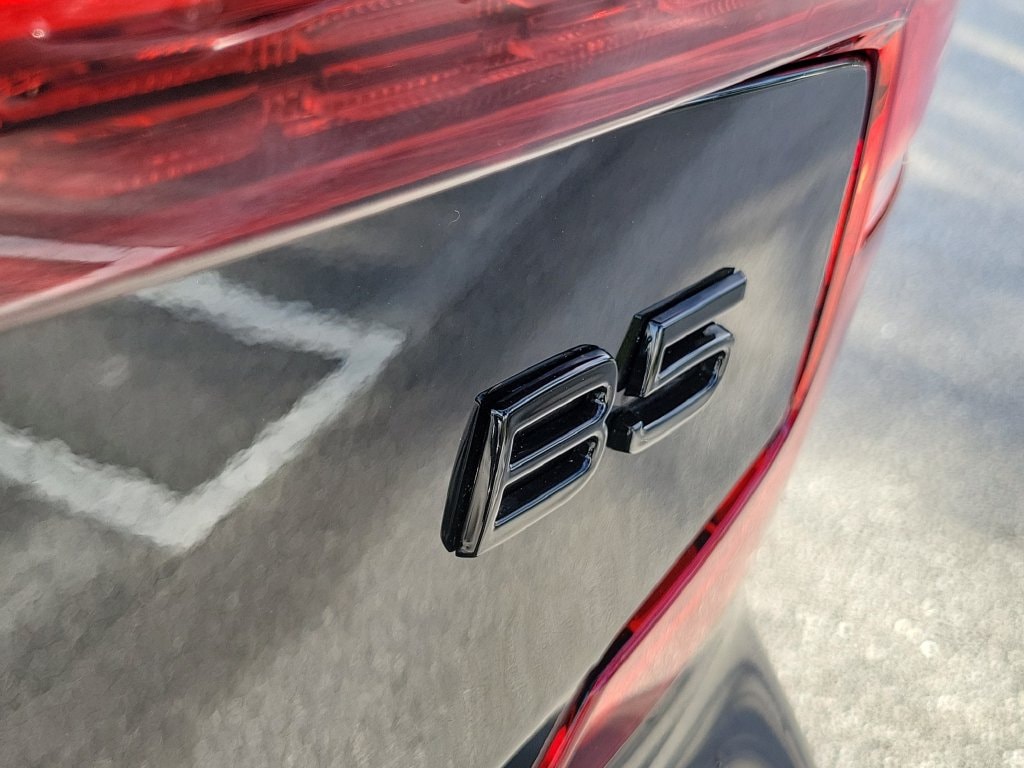 2024 Volvo S60 Plus - Photo 6
