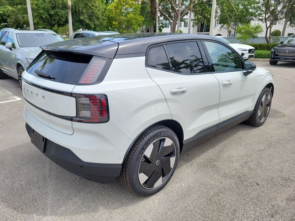 New 2026 Volvo EX30 Twin Motor Ultra SUV