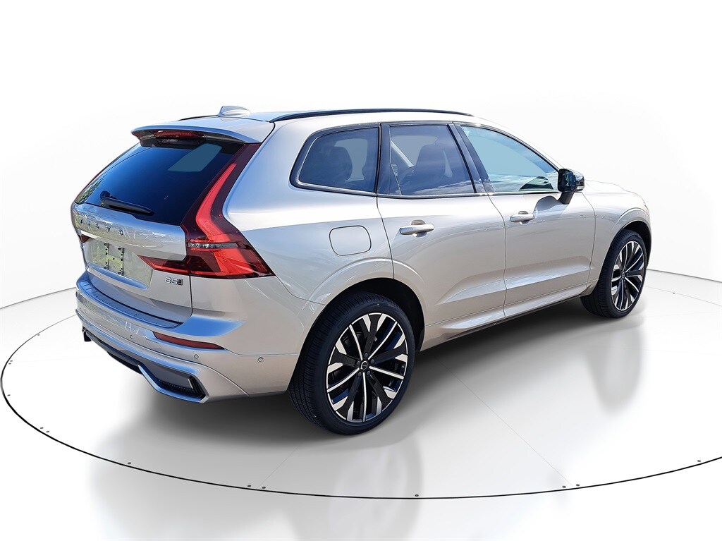 New 2026 Volvo XC60 B5 Ultra SUV