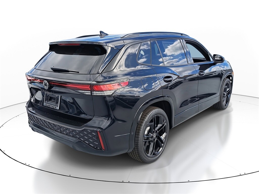 New 2026 Volkswagen Tiguan 2.0T SE SUV