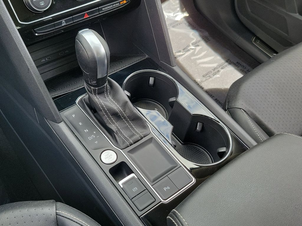 2023 Volkswagen Atlas SE w/Tech - Photo 31