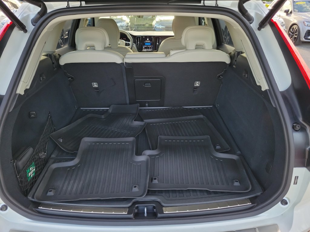 2025 Volvo XC60 Ultra - Photo 7