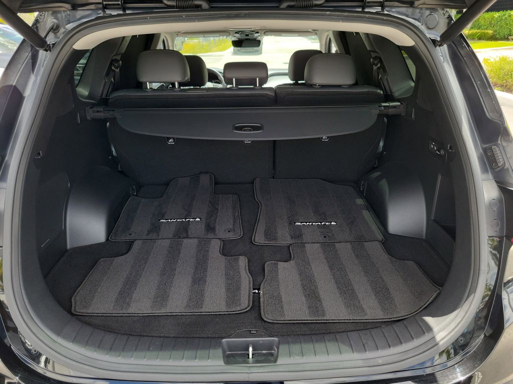 2022 Hyundai Santa Fe SEL - Photo 6