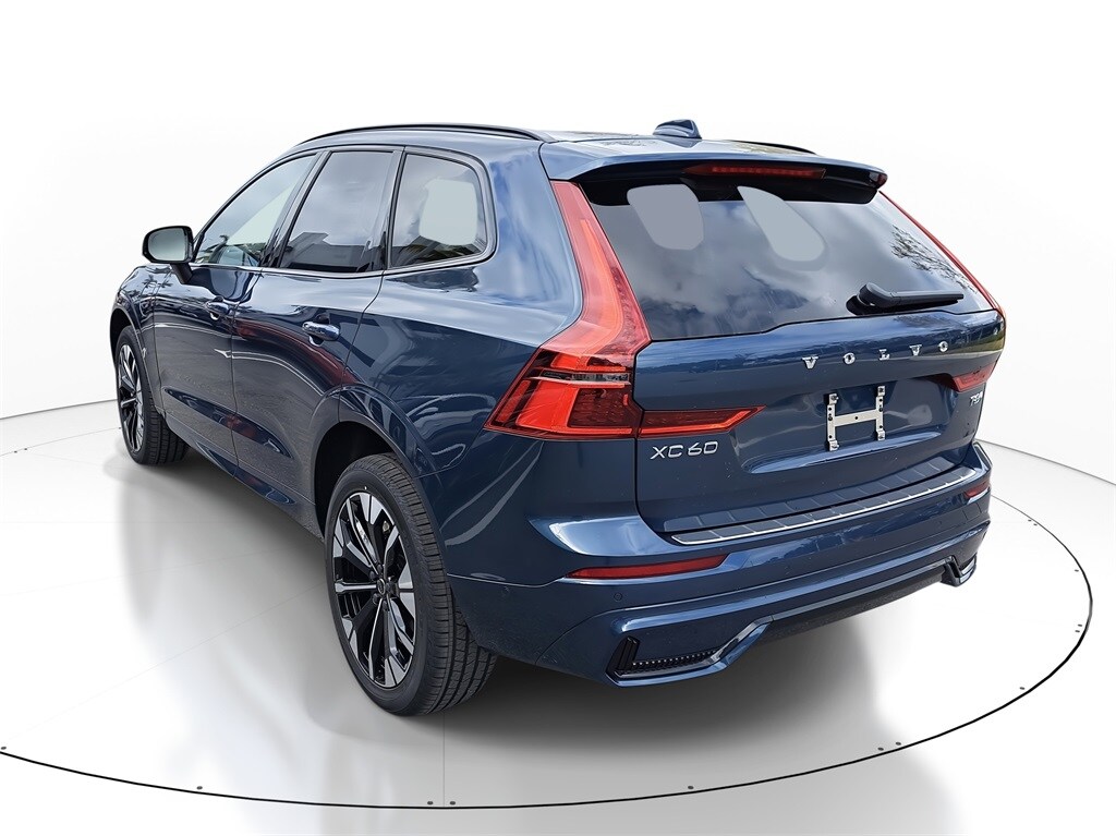New 2026 Volvo XC60 plug-in hybrid T8 Plus SUV