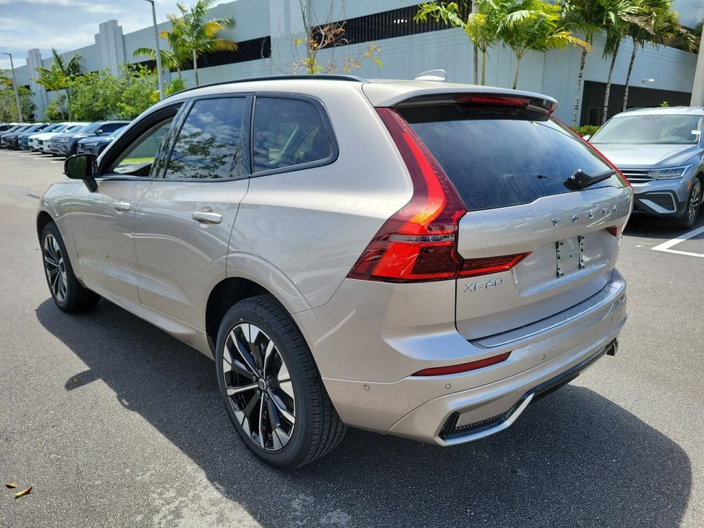 New 2026 Volvo XC60 B5 Plus SUV