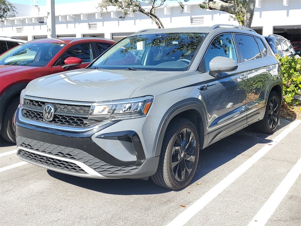 Used 2024 Volkswagen Taos 1.5T SE SUV