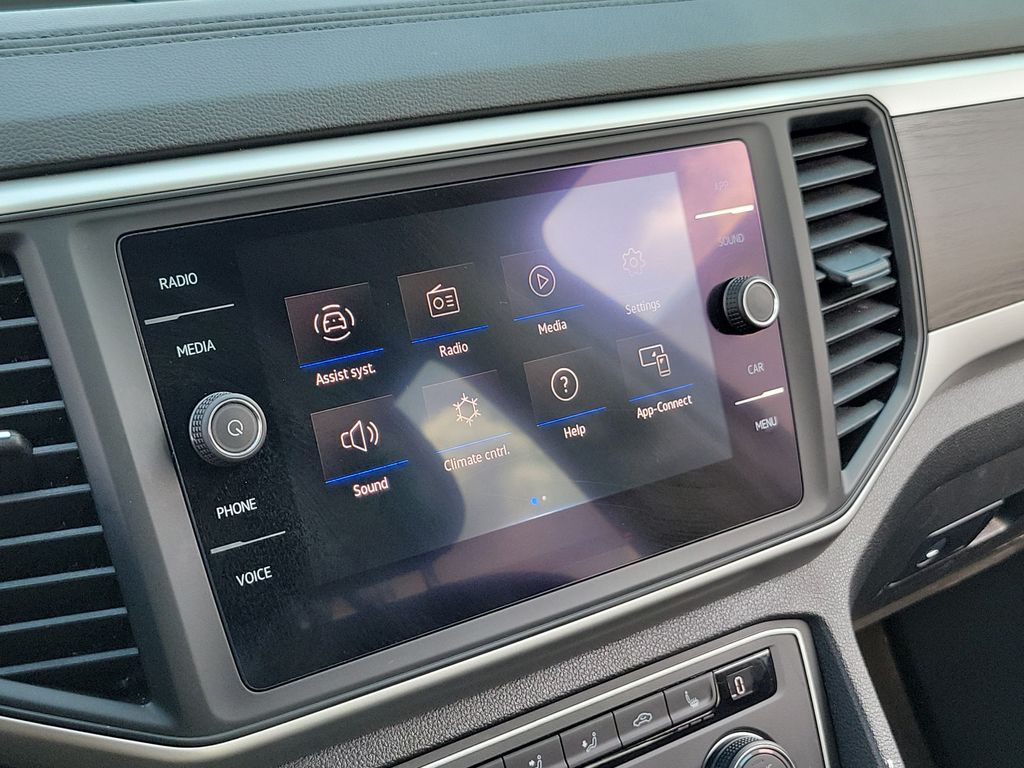 2021 Volkswagen Atlas SE w/Tech - Photo 29