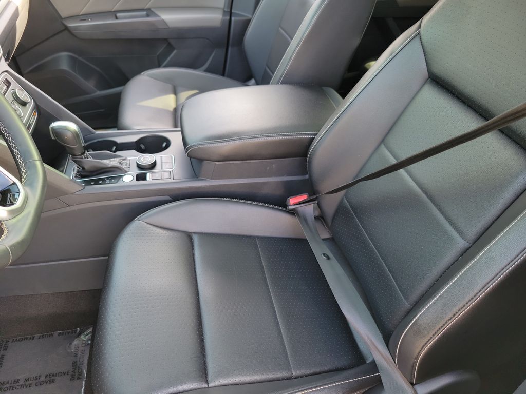 2021 Volkswagen Atlas SE w/Tech - Photo 23