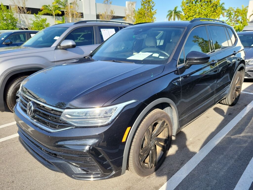 Certified 2023 Volkswagen Tiguan 2.0T SE R-Line Black SUV