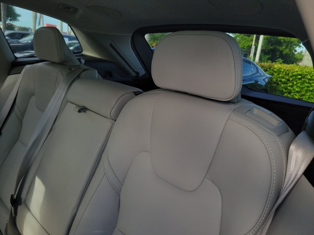 2025 Volvo XC60 Ultra - Photo 11