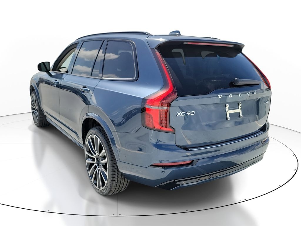 New 2026 Volvo XC90 B6 Ultra Dark Theme 7-Seater SUV