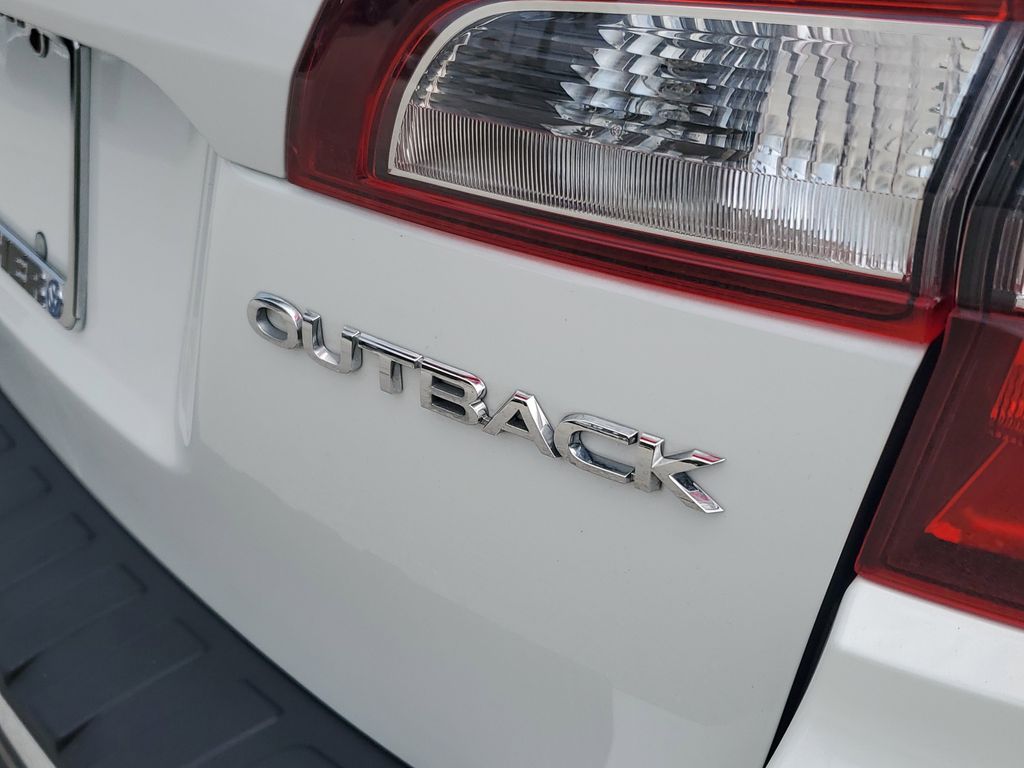2018 Subaru Outback Touring - Photo 6
