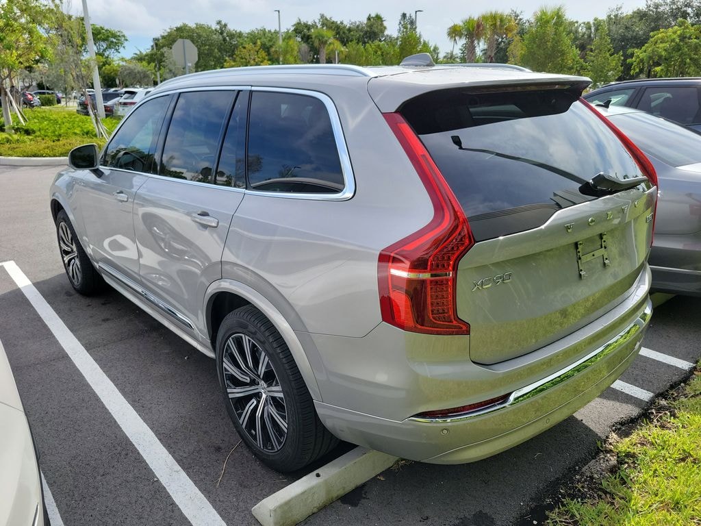 Used 2025 Volvo XC90 B5 Core SUV