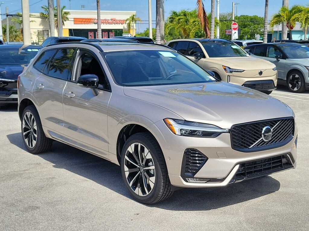 New 2026 Volvo XC60 B5 Plus SUV