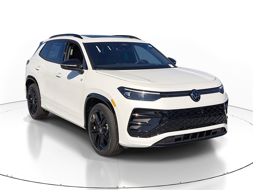 New 2026 Volkswagen Tiguan 2.0T SE SUV