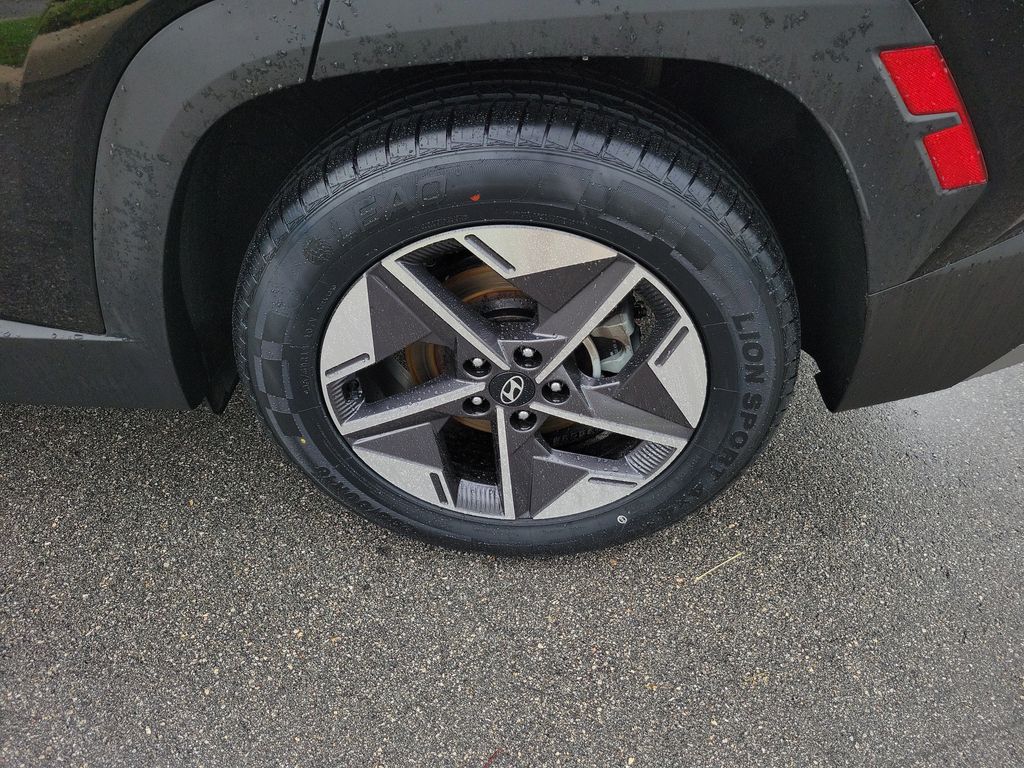 2025 Hyundai Tucson SEL - Photo 8