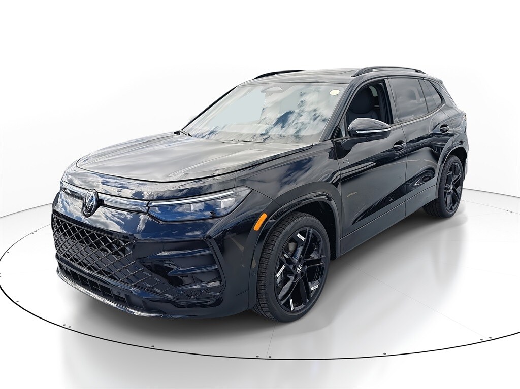 New 2026 Volkswagen Tiguan 2.0T SE SUV