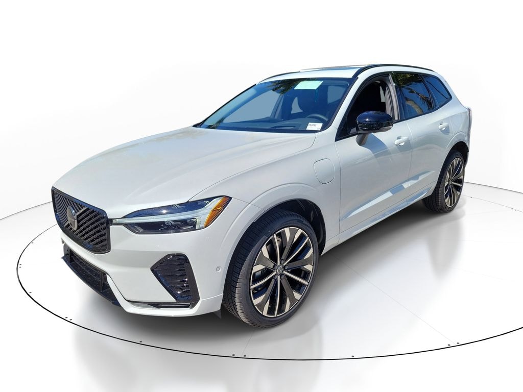 New 2026 Volvo XC60 plug-in hybrid T8 Ultra SUV