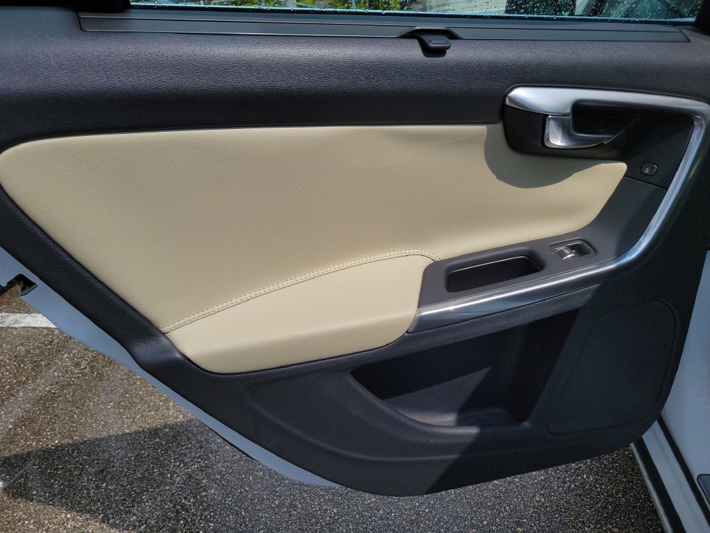 2017 Volvo S60 T5 Inscription - Photo 9