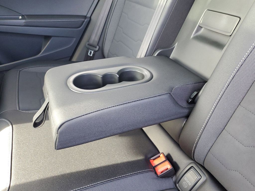 2025 Volkswagen Taos SE Black - Photo 13