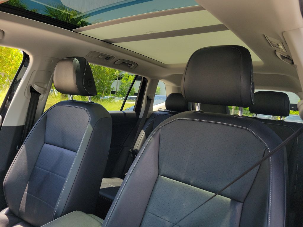 2021 Volkswagen Tiguan SE - Photo 24