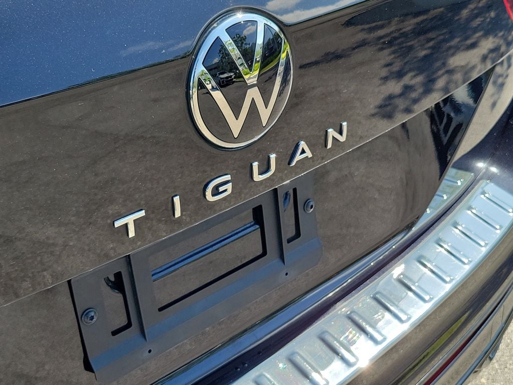 2022 Volkswagen Tiguan SE R-LINE BLACK - Photo 6