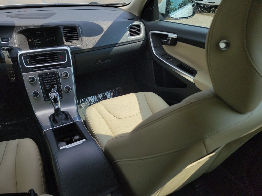 2017 Volvo S60 T5 Inscription - Photo 15