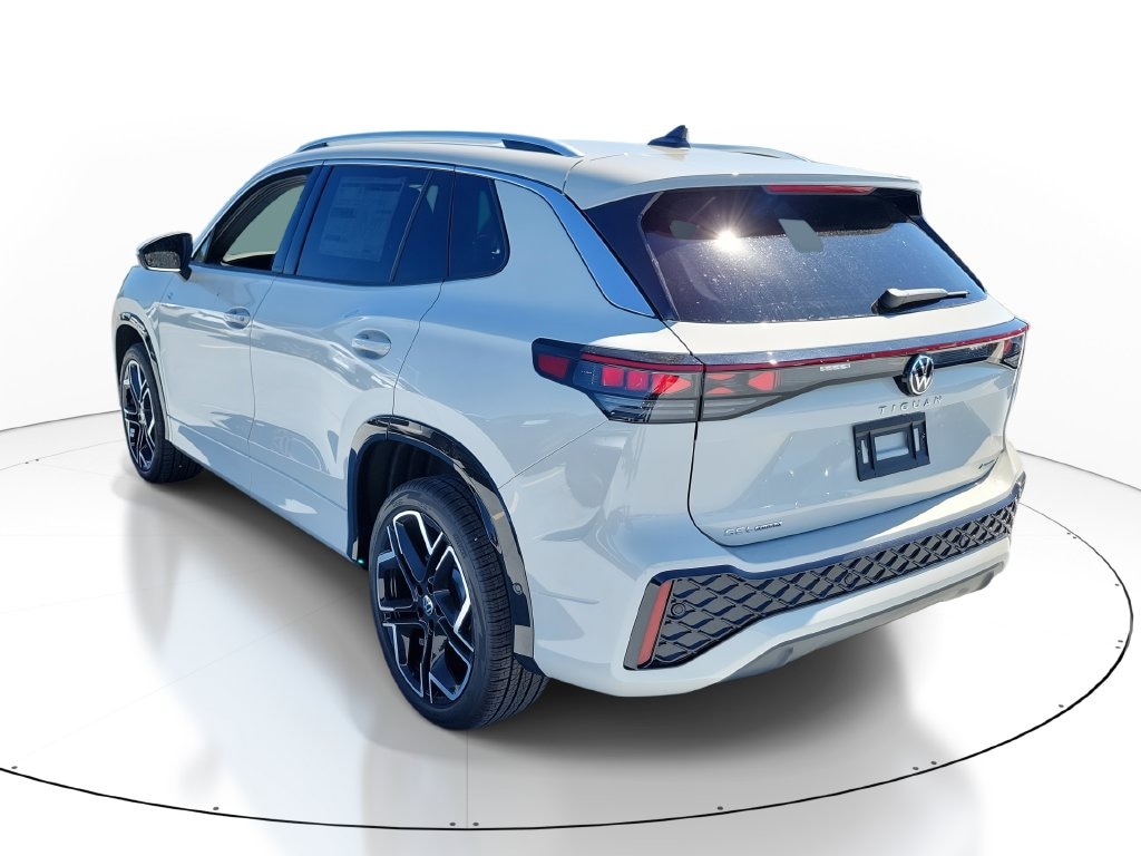New 2026 Volkswagen Tiguan SEL R-Line Turbo SUV