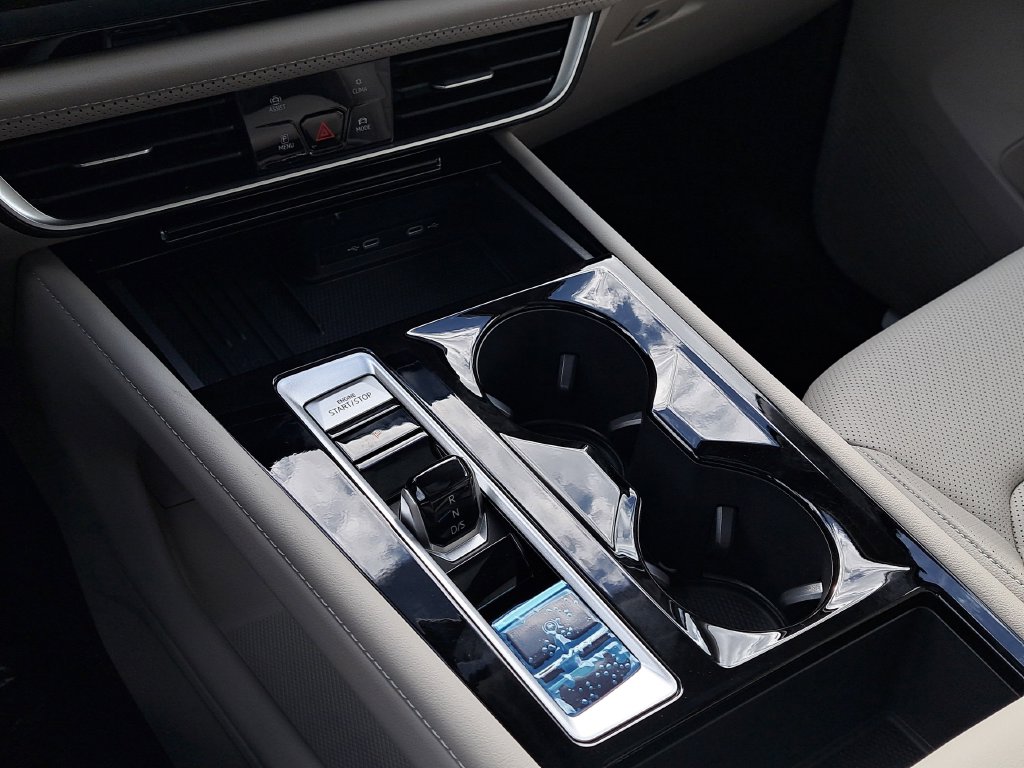 2026 Volkswagen Atlas SE w/Tech - Photo 31