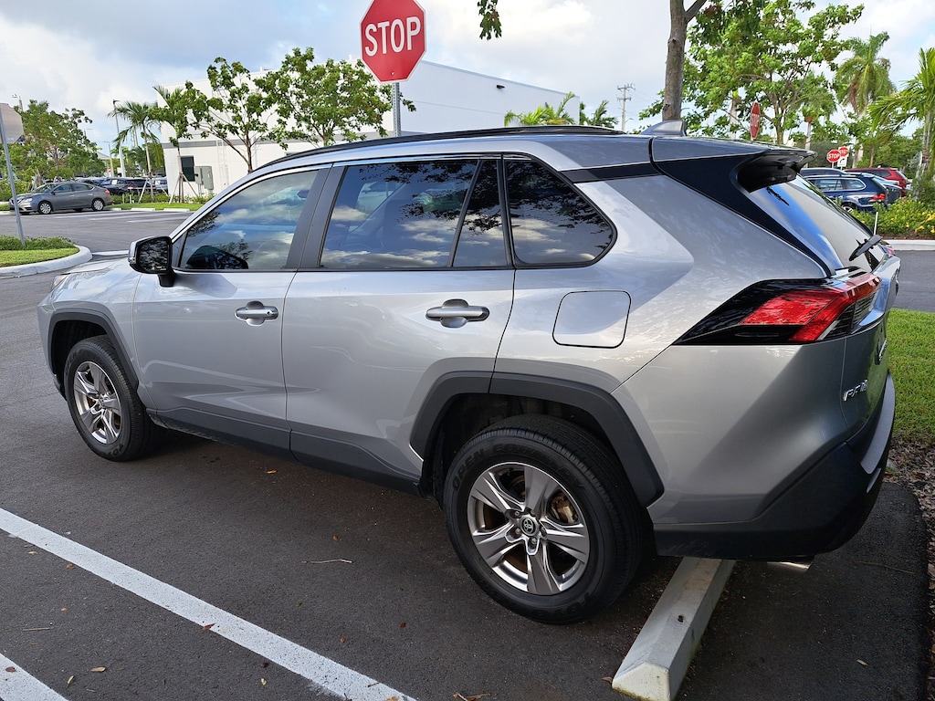 Used 2022 Toyota RAV4 XLE SUV