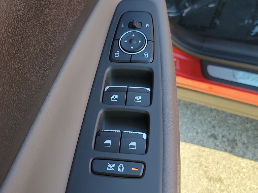 2020 Hyundai Santa Fe Limited - Photo 16