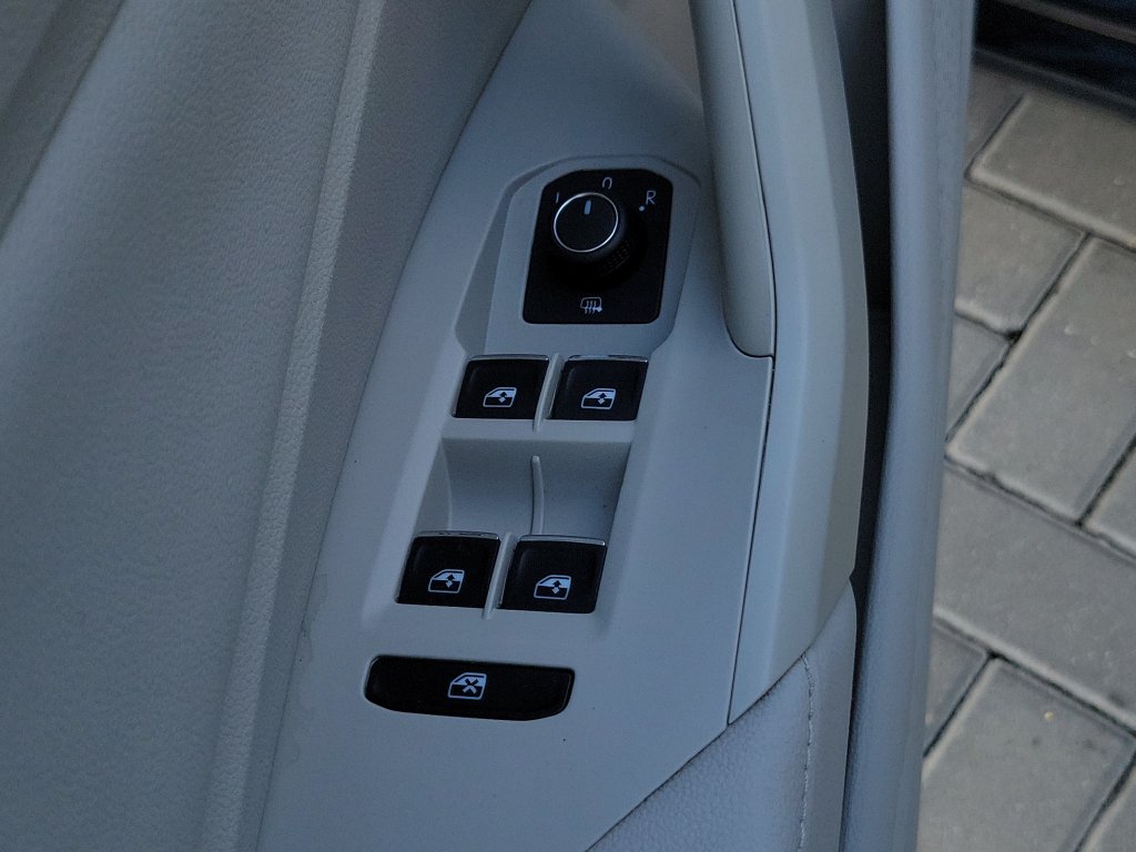 2024 Volkswagen Jetta SE - Photo 17